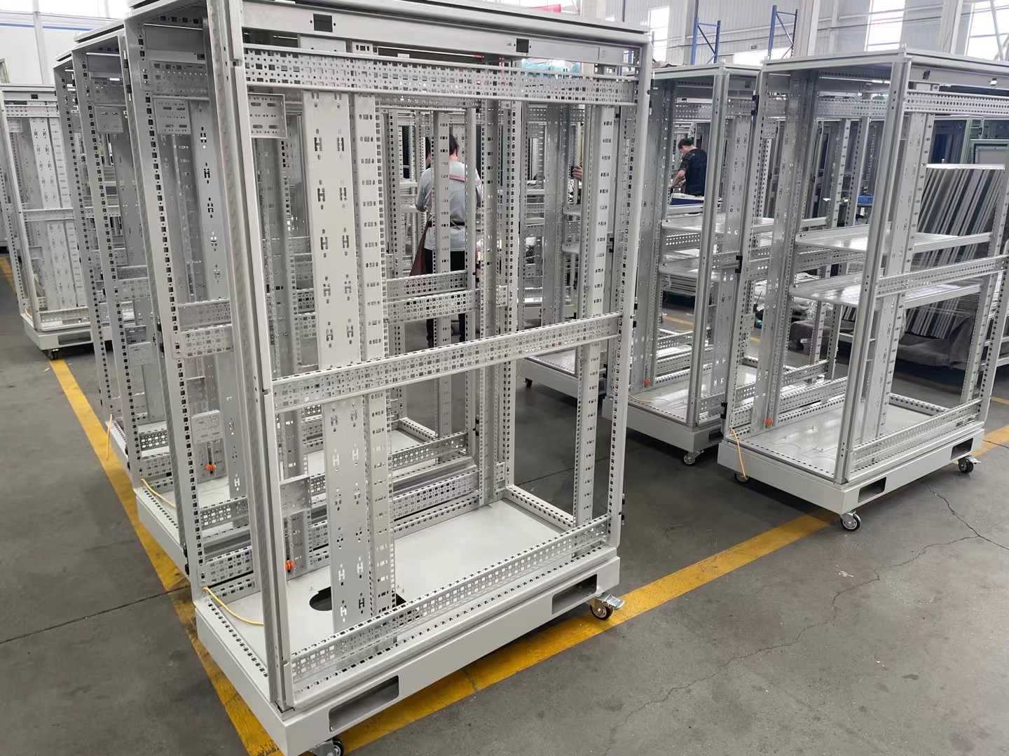 东莞市机箱钣金加工定制 - 哪里好